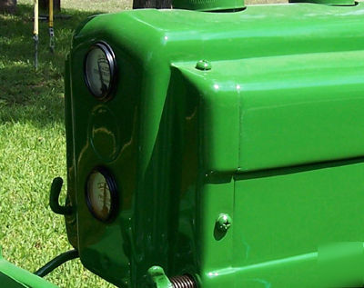 Sheet metal bolt set â€“ john deere a & b, hand-start