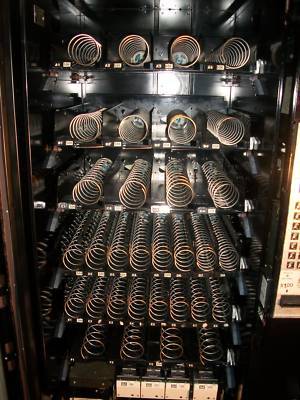 Ap 6600 snack machine great shape
