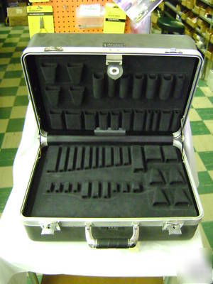 Platt deluxe polyethylene technician case