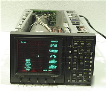 Tektronix 1750A video waveform vector monitor - working