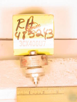 Eimac 3CX400U7 / 8961 transmitting tube -------loc h-12