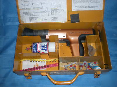 Powder actuated southern nailing system sdt-a 301 & cas