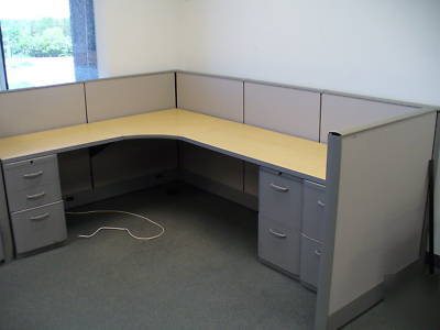 Knoll dividends cubicles / systems furniture