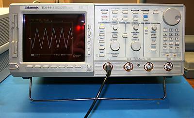 Tektronix TDS644B color 500 mhz bw tds 644B -calibrated