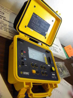 Aemc 1060 megger, insulation resistance, megohmmeter