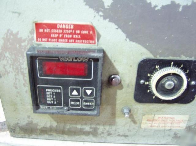 Cress electric bench top furnace c-136 tcz oven 136TCZ