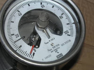 New brand wika gauge temperature 0-100 degs bottom entr