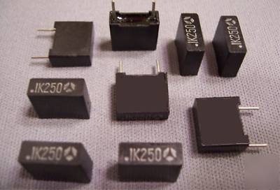 0.1UF 250V 10% box metalized film capacitor 100-lot