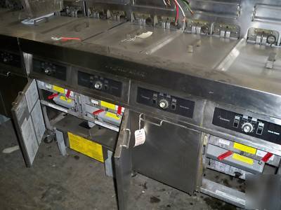 4 bay fryer unit w/filtration