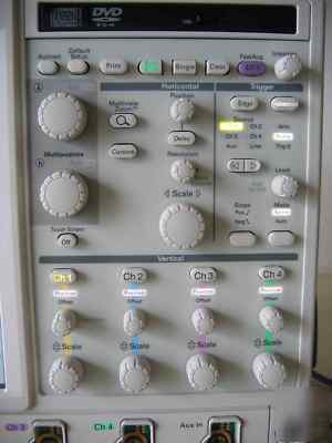 Tektronix VM6000 video measurement test set w/ options