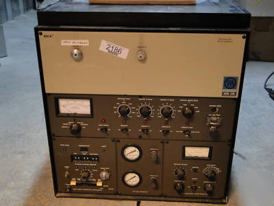 Varian 2700 gas chromatograph model 274030-02 w/ manual