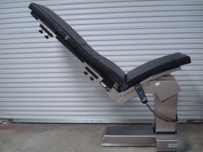 Midmark 7300 surgical or c-arm pain management table