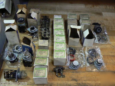 36PC lot ge CR2940U pushbuttons lights & contact blocks