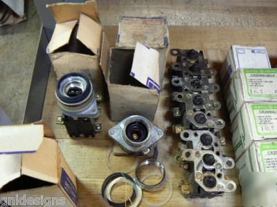 36PC lot ge CR2940U pushbuttons lights & contact blocks