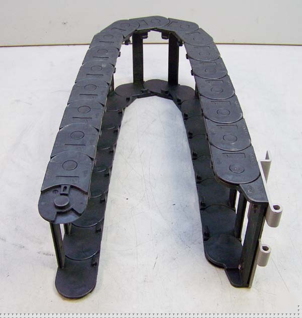 Igus e-chain wire cable carrier 41