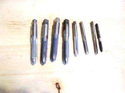 LOT_TAPS_PROFESSIONAL_GRADE_SOSSNER_NETCO_8PCS_TOOLS
