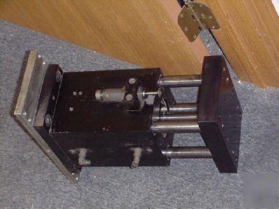 Robohand (plt-1000-1) plt power lift table 4