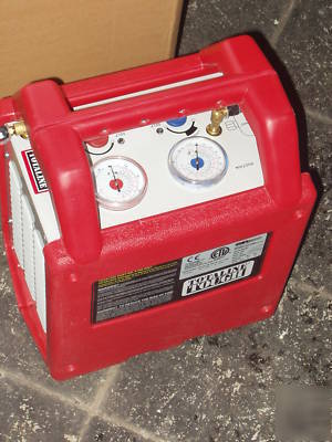 Oil-less refrigerant recovery machine by totaline 