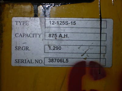 2005 raymond order picke***nice**plus battery charger**