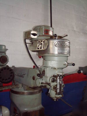 Bridgeport mill w/ power feed & slotting head. 42