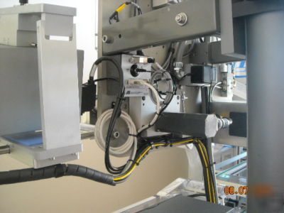 Weiler hrd-1000L high speed in-line labeling machine