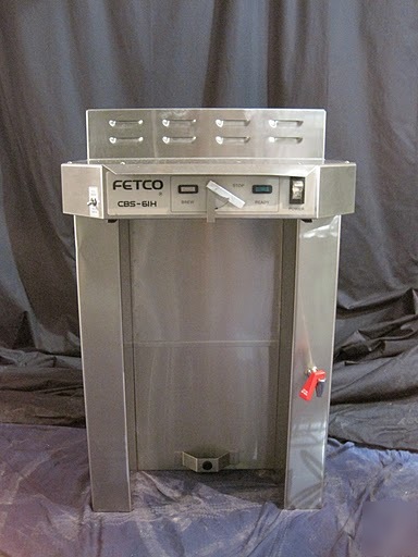 Fetco cbs-61H single 3 gallon coffee brewer bunn