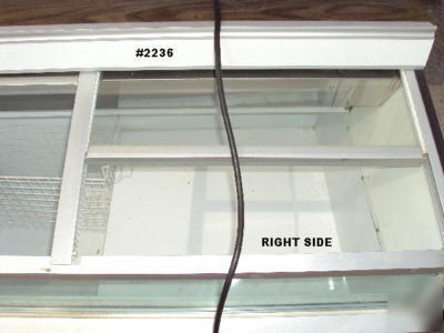 Reach-in ice cream freezer/chest/cabinet 