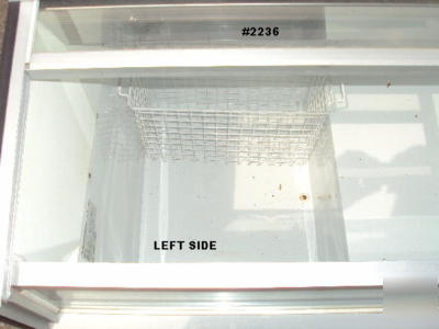 Reach-in ice cream freezer/chest/cabinet 
