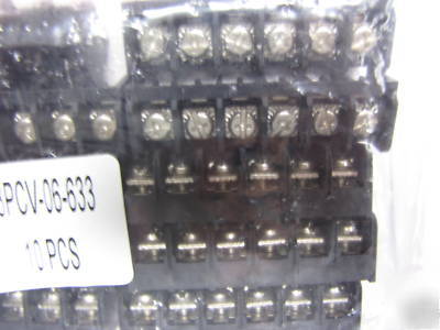 Lot 120 8PCV-06-633 / 6 pos terminal barrier strips