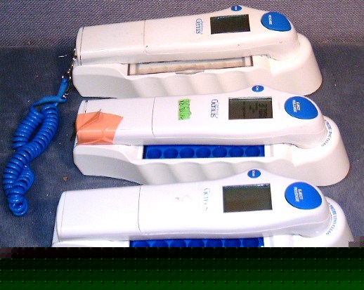 3 genius firsttemp electronic thermometers w/ bases #p