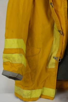 Globe turnout gear bunker coat jacket size 42
