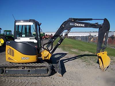John deere 50D compact excavator zero tail swing nice