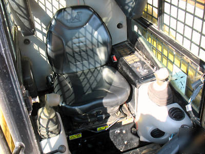 2006 caterpillar 246B skid steer loader 900 hrs 