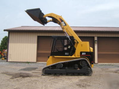 Cat 277 farm tractor skid steer loader
