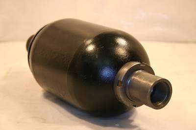 Hydac 1 quart bladder accumulator model 02054003 SB330