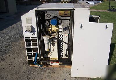 Ingersoll rand ssr-EP15SE 15 hp air compressor package
