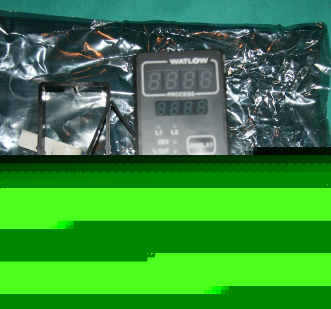 New watlow temperature control 988 lf 988L-10KD-aarg * *