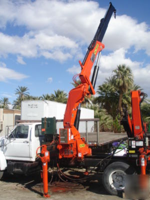 Palfinger PK19000 knuckle boom knuckleboom 19K lbs cap.