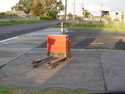 Bt maxi pallet mover - (pallet truck pallet lifter jack