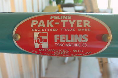 Felins f-16 tying wrapping packaging tieing pak-tyer