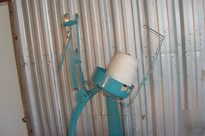 Felins f-16 tying wrapping packaging tieing pak-tyer