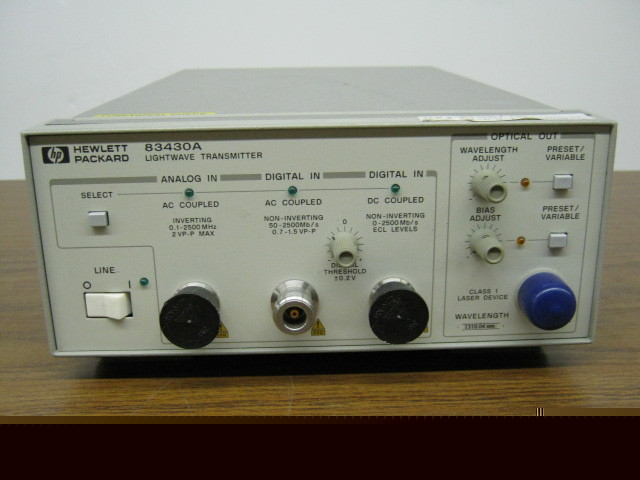 Hp agilent 83430A/130 lightwave source, 1550 nm
