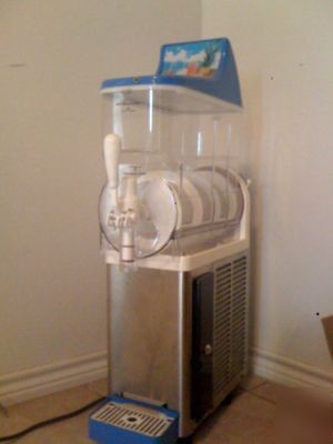 Margarita machine (granita machine)