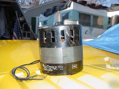 New rotary shaft motor 1/12HP fasco industries