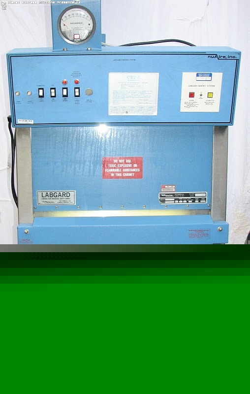 Nuaire nu-408-200 biological fume hood working 