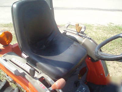 1999 kubota B1700