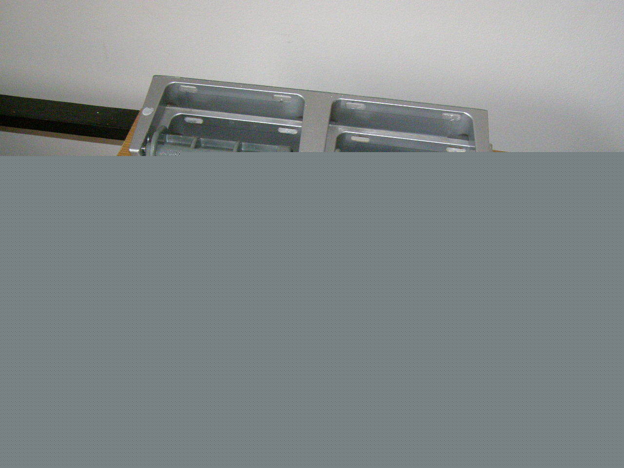 2-roll toilet paper dispenser with rollers