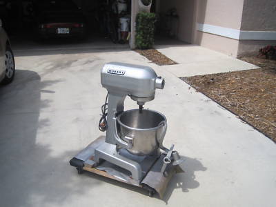 Hobart 20 quart floor model commercial mixer