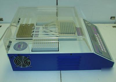 Robocycler gradient 96, thermal block cycler stratagene