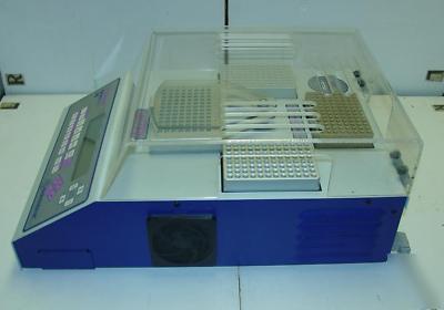Robocycler gradient 96, thermal block cycler stratagene